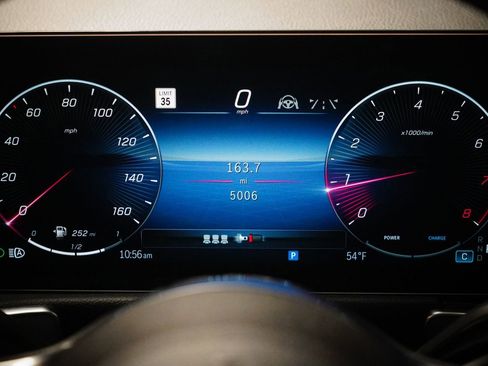 Certified 2026 Mercedes-Benz GLB 250 4MATIC image 19