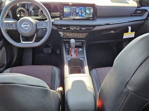 New 2026 Nissan Kicks SR image 8