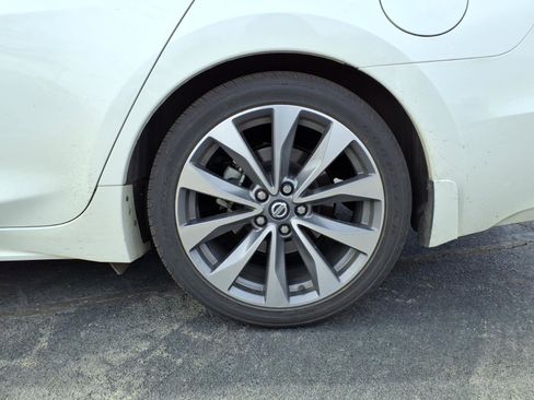 Used 2022 Nissan Maxima Platinum w/ Sport Mat Group image 23