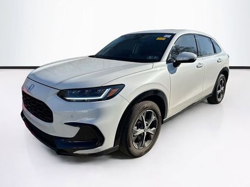 Used 2025 Honda HR-V EX-L image 3