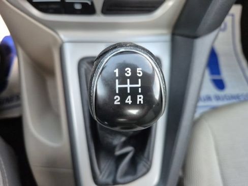 Used 2014 Ford Focus SE FWD image 23