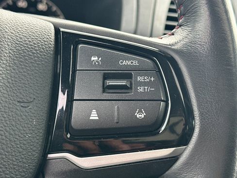 Used 2025 Honda Odyssey Sport-L image 38