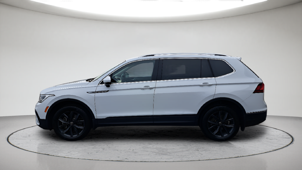 Used 2022 Volkswagen Tiguan SE AWD/4WD image 8