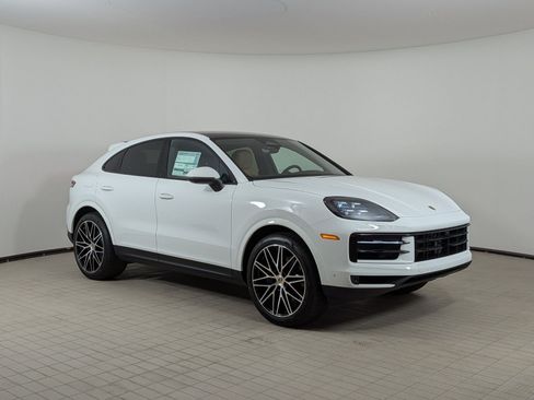 New 2026 Porsche Cayenne Coupe AWD/4WD image 7