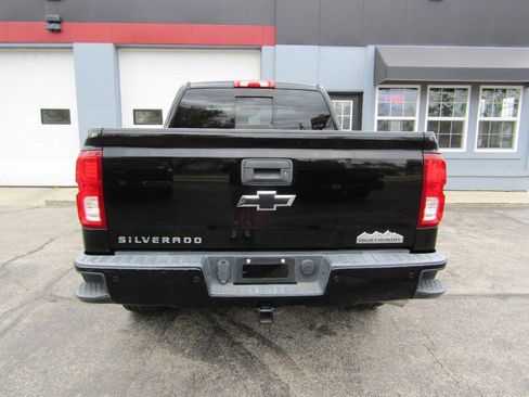 Used 2017 Chevrolet Silverado 1500 High Country image 12