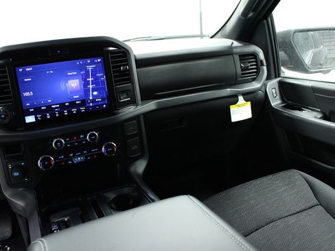 New 2025 Ford F150 XLT w/ Equipment Group 302A MID image 19