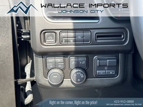 Used 2023 Chevrolet Tahoe LT w/ LT Signature Package AWD/4WD image 33
