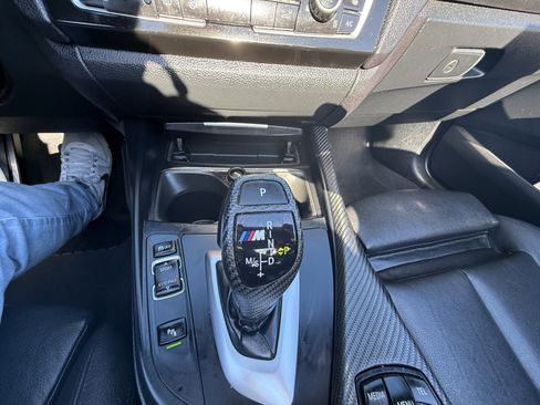 Used 2016 BMW M235i xDrive Convertible image 34