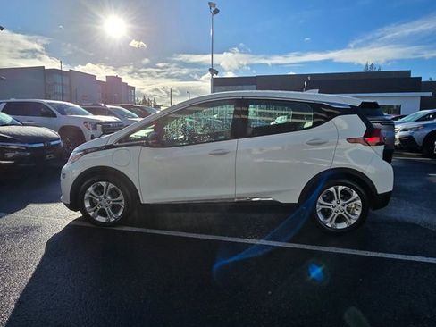 Used 2020 Chevrolet Bolt LT image 2