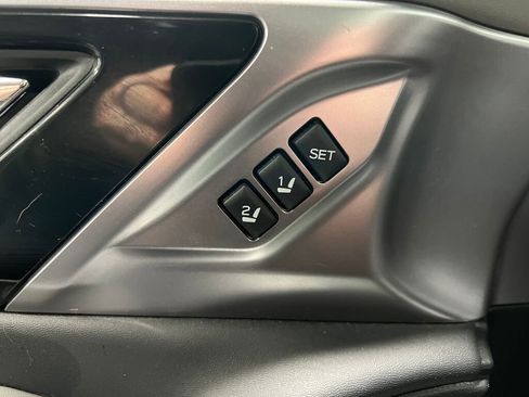 Used 2023 Subaru Outback Limited XT image 16