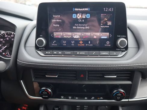 Certified 2025 Nissan Rogue SV AWD/4WD image 20