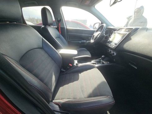 Used 2022 Mitsubishi Outlander Sport SE image 27