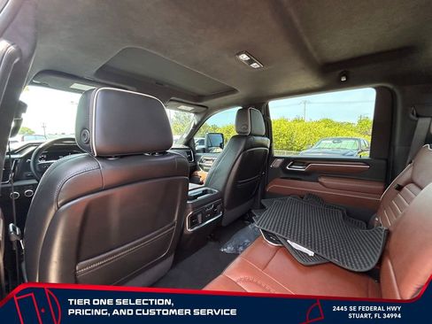 Used 2025 GMC Sierra 2500 Denali Ultimate w/ Max Trailering Package AWD/4WD image 16