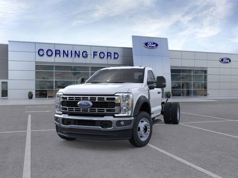 New 2025 Ford F550 4x4 Regular Cab Super Duty image 2