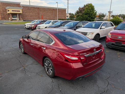 Used 2017 Nissan Altima 2.5 SV w/ Convenience Package FWD image 22