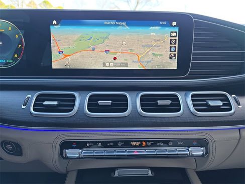 Certified 2021 Mercedes-Benz GLE 450 4MATIC image 26