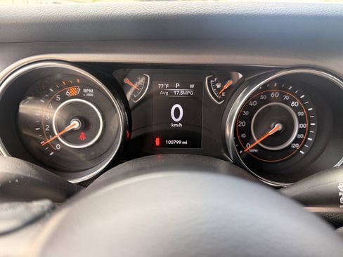 Used 2020 Jeep Wrangler Unlimited Sport S AWD/4WD image 15