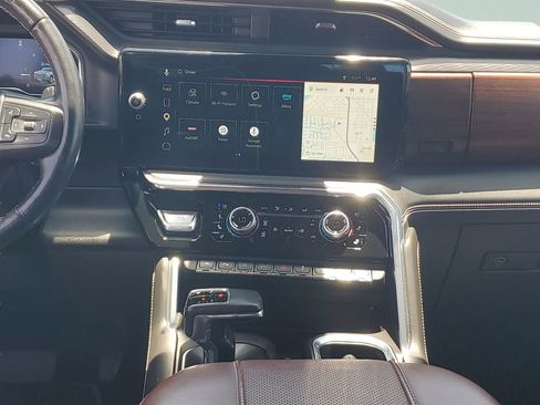 Used 2025 GMC Sierra 1500 Denali Ultimate AWD/4WD image 15
