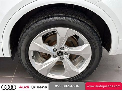 Certified 2021 Audi Q5 2.0T Premium Plus w/ Premium Plus Package image 9