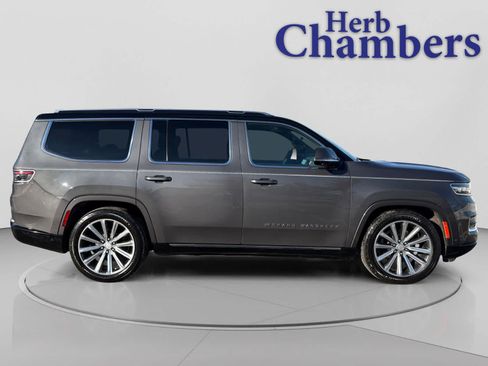 Used 2022 Jeep Grand Wagoneer Series II image 12