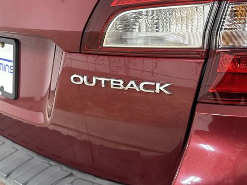 Used 2016 Subaru Outback 2.5i Limited image 27