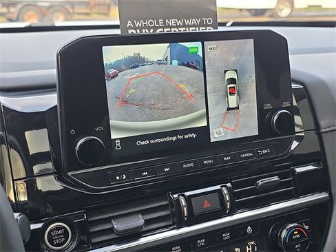 Certified 2023 Nissan Pathfinder SL w/ SL Premium Package image 17