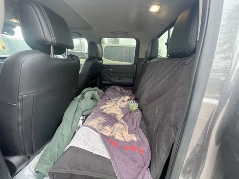 Used 2024 Nissan Frontier SL w/ Technology Package image 1