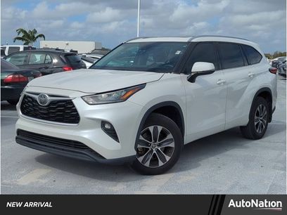 Used 2020 Toyota Highlander XLE