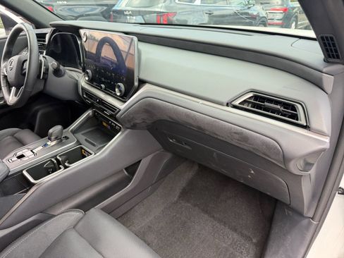 Used 2024 Lexus TX 350 AWD w/ Technology Package image 9