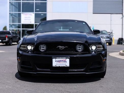 Used 2013 Ford Mustang GT RWD image 7