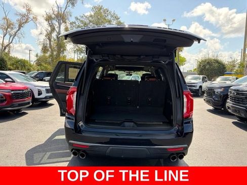 Used 2023 GMC Yukon Denali Ultimate AWD/4WD image 17