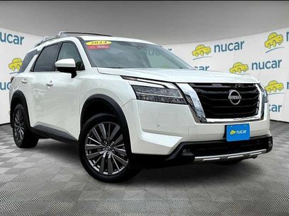 Certified 2024 Nissan Pathfinder SL w/ SL Premium Package