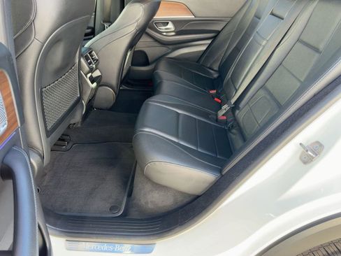 Used 2021 Mercedes-Benz GLE 350 GLE 350 w/ Premium Package image 12