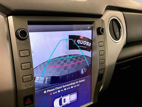 Used 2015 Toyota Tundra SR5 w/ SR5 Upgrade Package RWD image 22