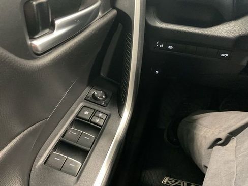 Used 2023 Toyota RAV4 XLE w/ Convenience Package AWD/4WD image 17