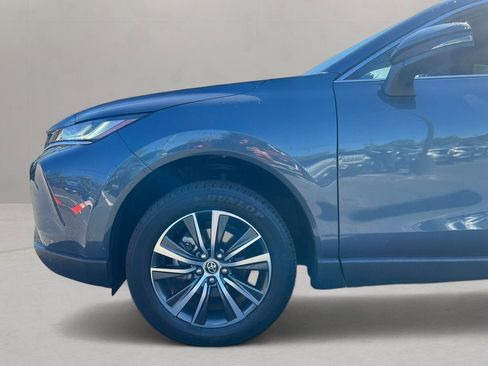 Used 2024 Toyota Venza LE image 30