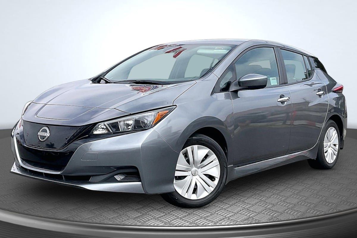 Used 2023 Nissan Leaf S FWD image 12
