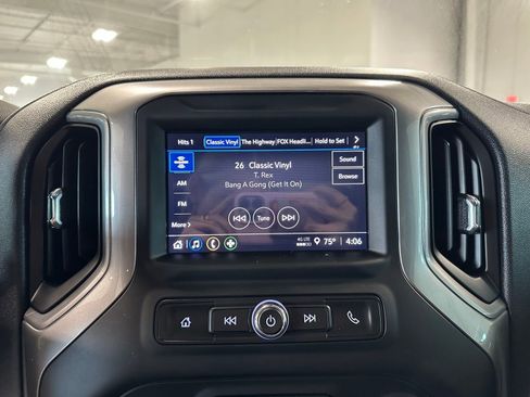 Used 2024 Chevrolet Silverado 1500 Custom Trail Boss image 25