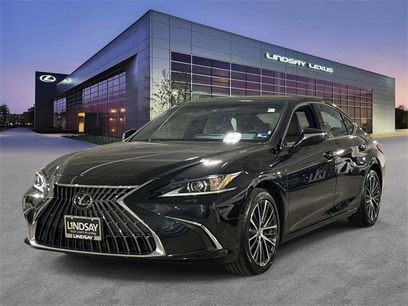 Certified 2023 Lexus ES 350 w/ Premium Package