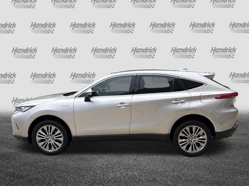 Used 2021 Toyota Venza Limited w/ Carpet Mat Package (TMS) AWD/4WD image 7