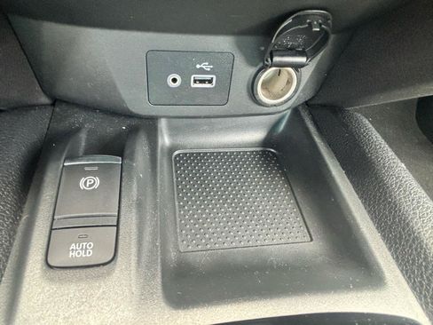 Used 2022 Nissan Rogue Sport SV w/ Technology Package AWD/4WD image 52