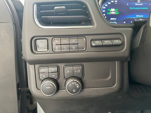 Used 2023 Chevrolet Tahoe High Country AWD/4WD image 20