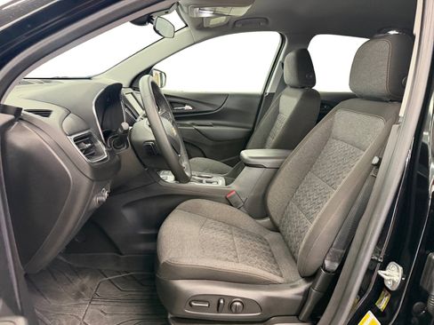 Used 2024 Chevrolet Equinox LT w/ LPO, Floor Liner Package AWD/4WD image 9