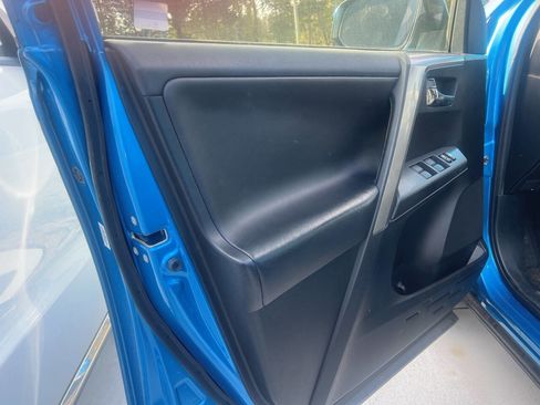 Used 2018 Toyota RAV4 XLE image 11