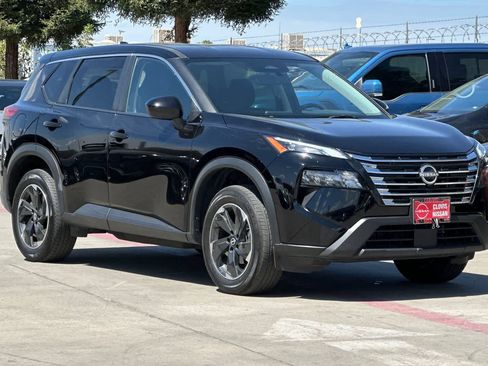 Certified 2025 Nissan Rogue SV AWD/4WD image 10