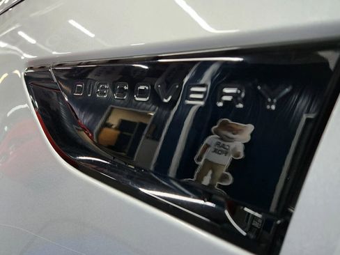 Used 2018 Land Rover Discovery HSE image 53