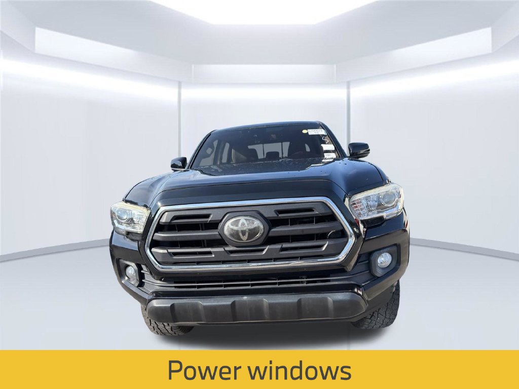 Used 2018 Toyota Tacoma SR5 RWD image 11