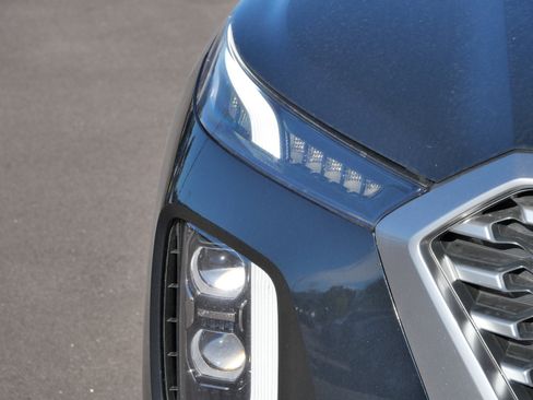 Used 2021 Hyundai Palisade SEL w/ Convenience Package image 16