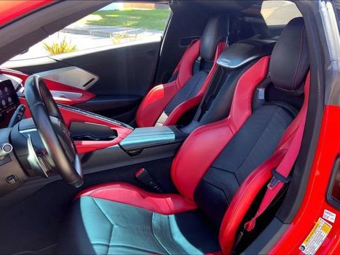 Used 2021 Chevrolet Corvette Stingray Preferred Cpe w/ Engine Appearance Package RWD image 25