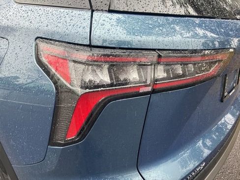 Used 2025 Chevrolet Equinox LT image 13